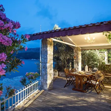 Kaktus, Florya Holiday home